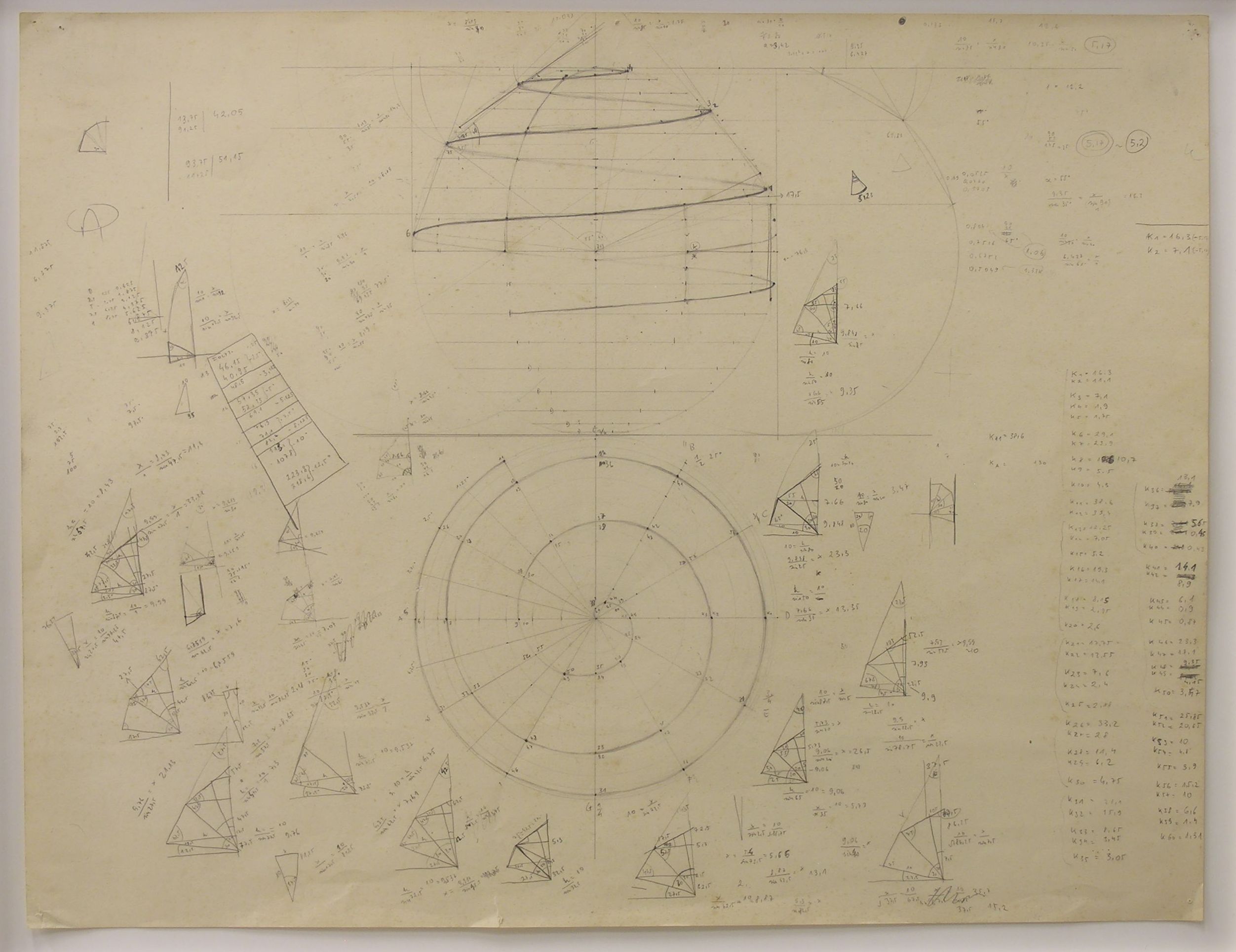 CSÖRGŐ Attila, Hogyan szerkesszünk narancsot?, papír, ceruza, 1993
CSÖRGŐ Attila, How to Construct an Orange?, pencil on paper, 1993 Csörgő