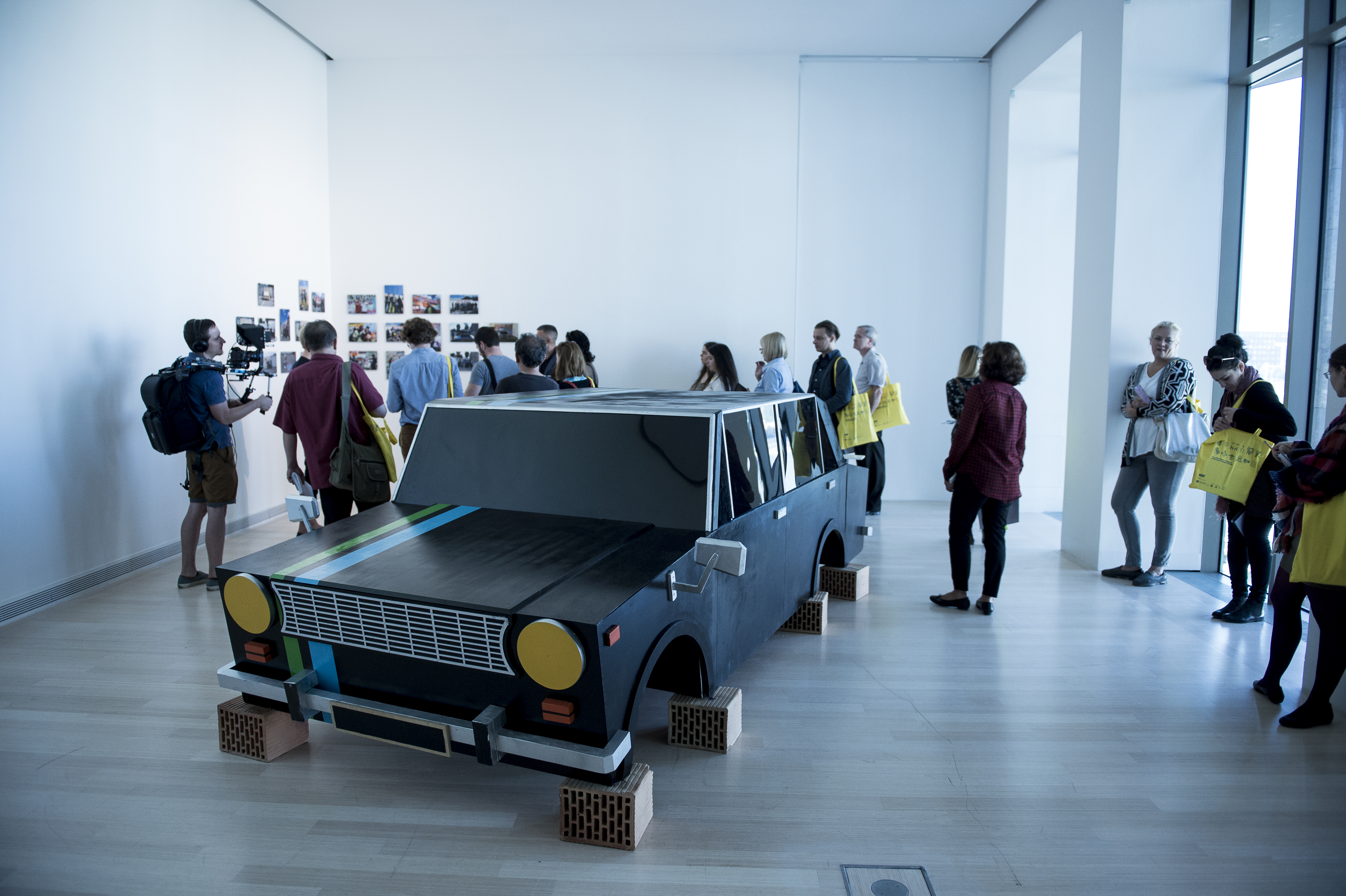 © GLÓDI Balázs / Ludwig Múzeum - Kortárs Művészeti Múzeum Adattára
© GLÓDI Balázs / Ludwig Museum - Museum of Contemporary Art, Archives Interieur_1