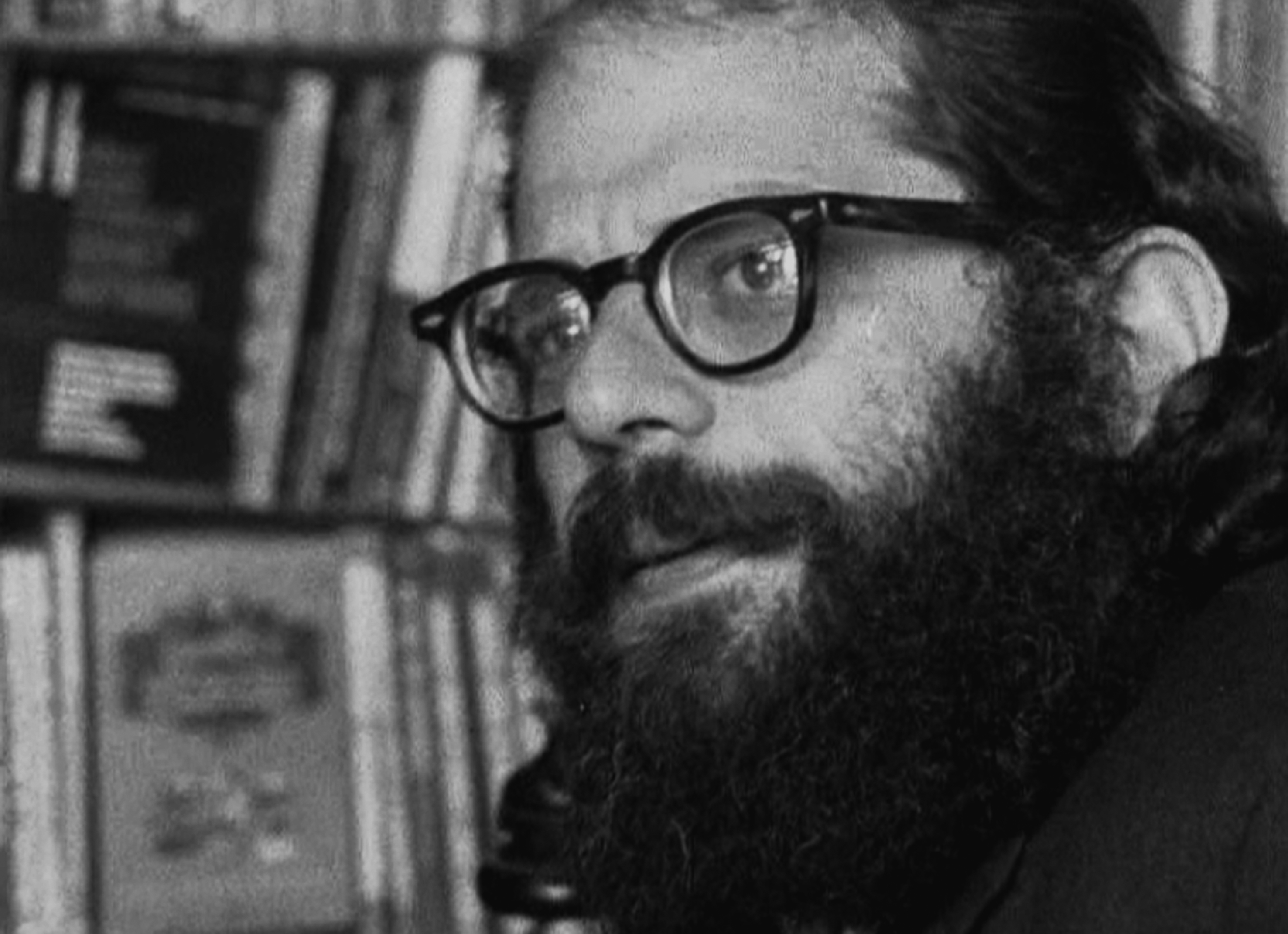 Jean-Pierre Mirouze interjúja Allen Ginsberggel a Shakespeare & Company könyvesboltban, a rue de la Bûcherie-n. Részlet a „Hé! Viva dada“ című filmből, Párizs, 1965. © Fotó: Jean-Michel HumeauInterview with Allen Ginsberg by Jean-Pierre Mirouze at the bookstore Shakespeare & Company, rue de la Bûcherie, extract from the film „Hé! Viva dada“, Paris 1965 © Photo: Jean-Michel Humeau Beat Generation II