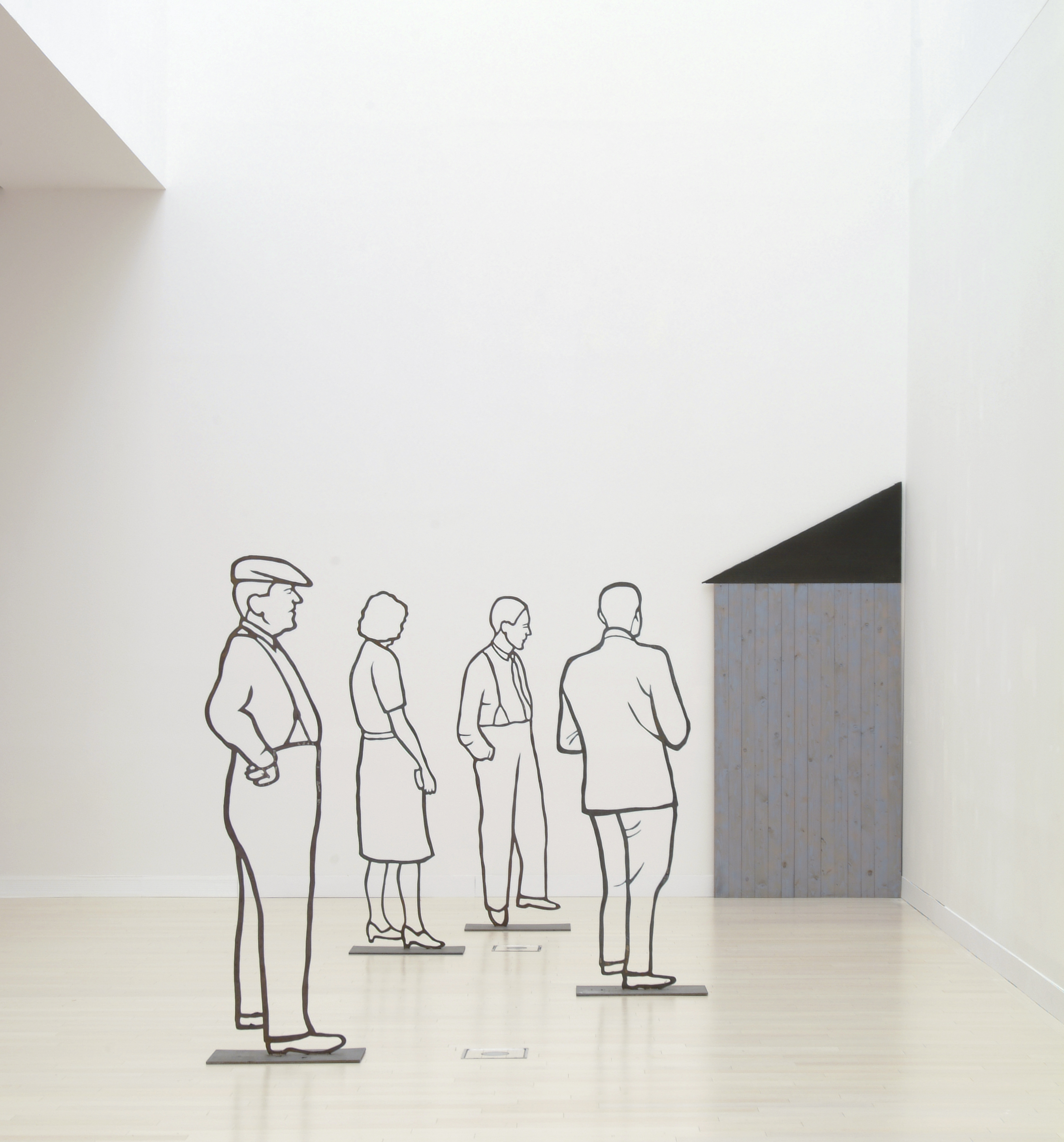 FEHÉR László: Szürke ház (1997),  vaslemez, fa, kátránypapír © Ludwig Múzeum - Kortárs Művészeti MúzeumFEHÉR László: Grey House (1997), iron, wood, tarsheet © Ludwig Museum - Museum of Contemporary Art FEHÉR László