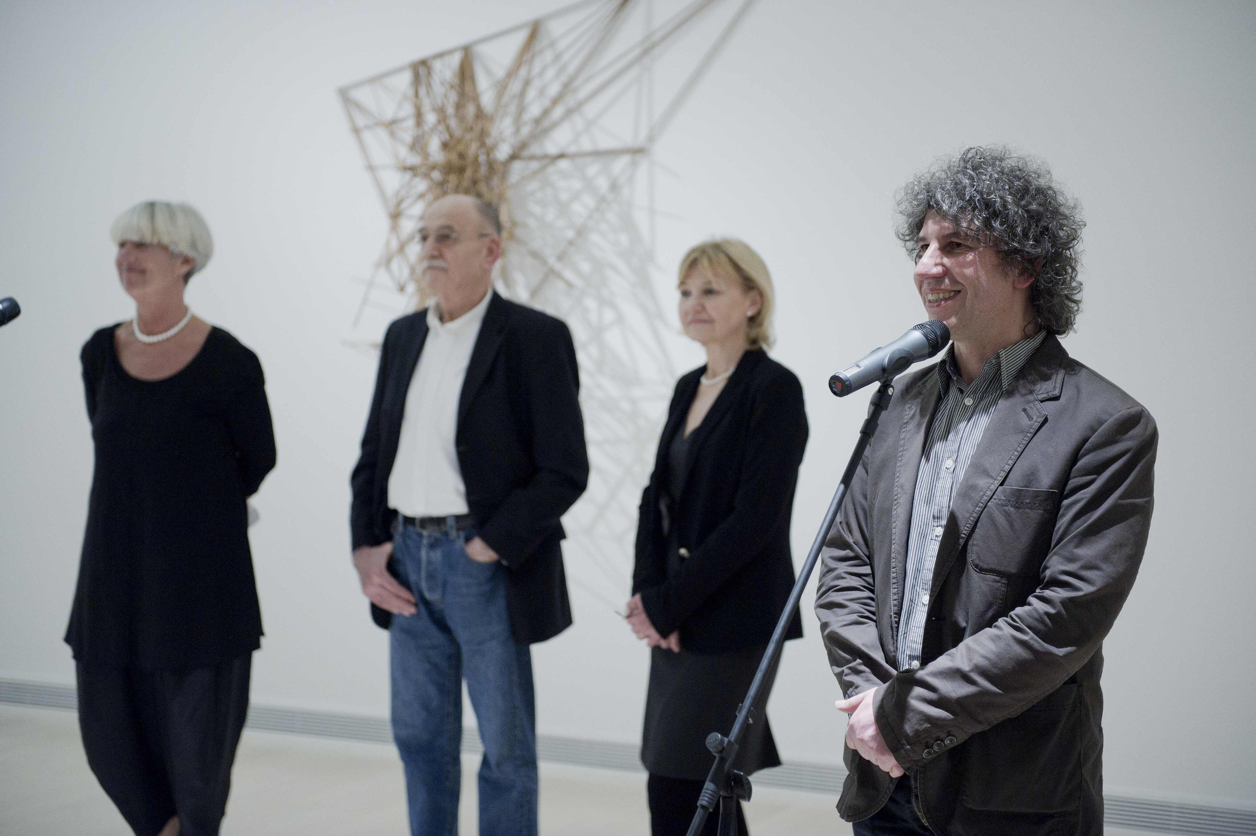 © GLÓDI Balázs / Ludwig Múzeum - Kortárs Művészeti Múzeum Adattára© Balázs GLÓDI / Ludwig Museum - Museum of Contemporary Art, Archives Megyik János: A kép tere / Kiállításmegnyitó