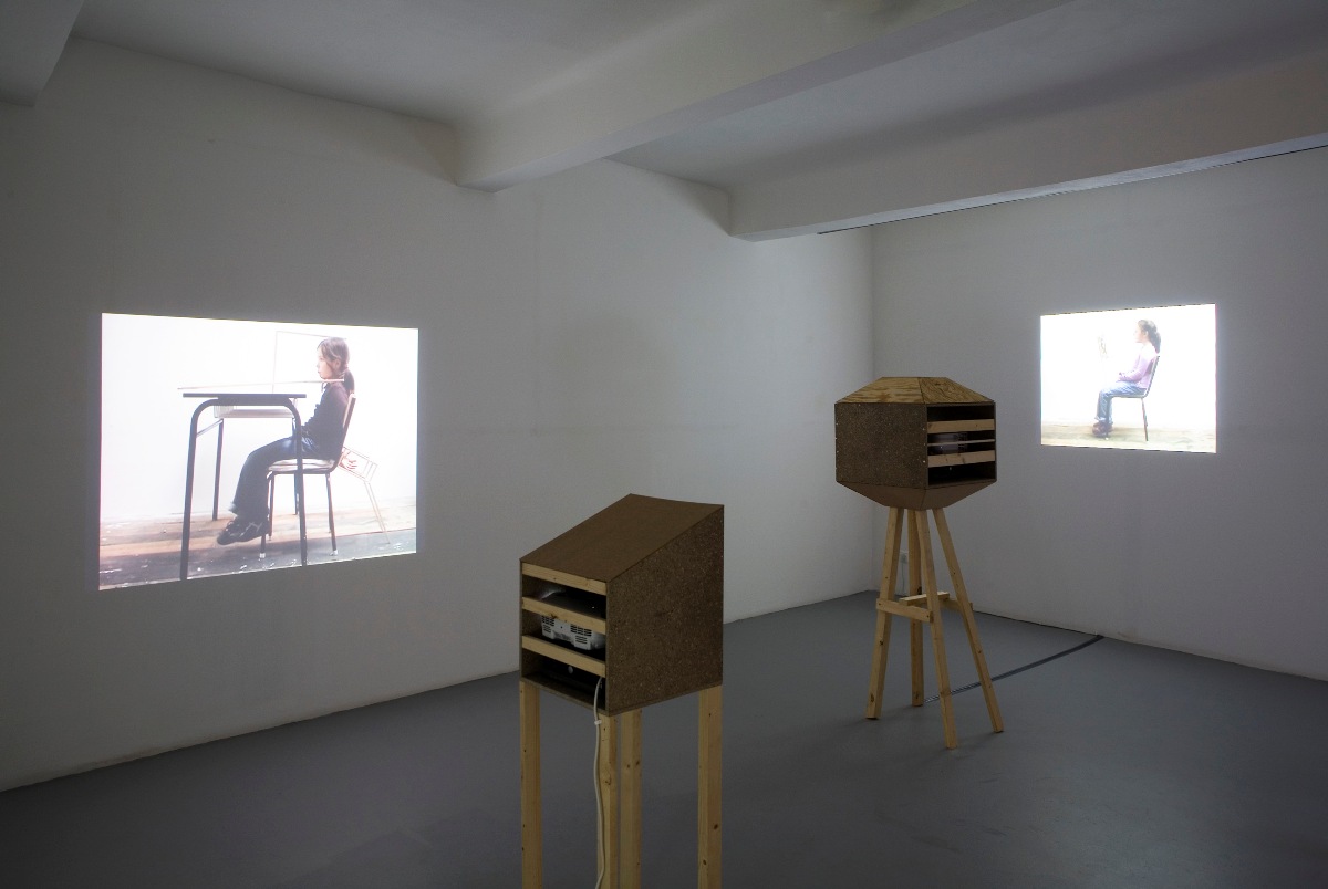 Eva Kot´átková: Ülj egyenesen! / Sit Up Straight!, 2008
fotó / photo: © courtesy hunt kastner, Prague Eva Kot´átková