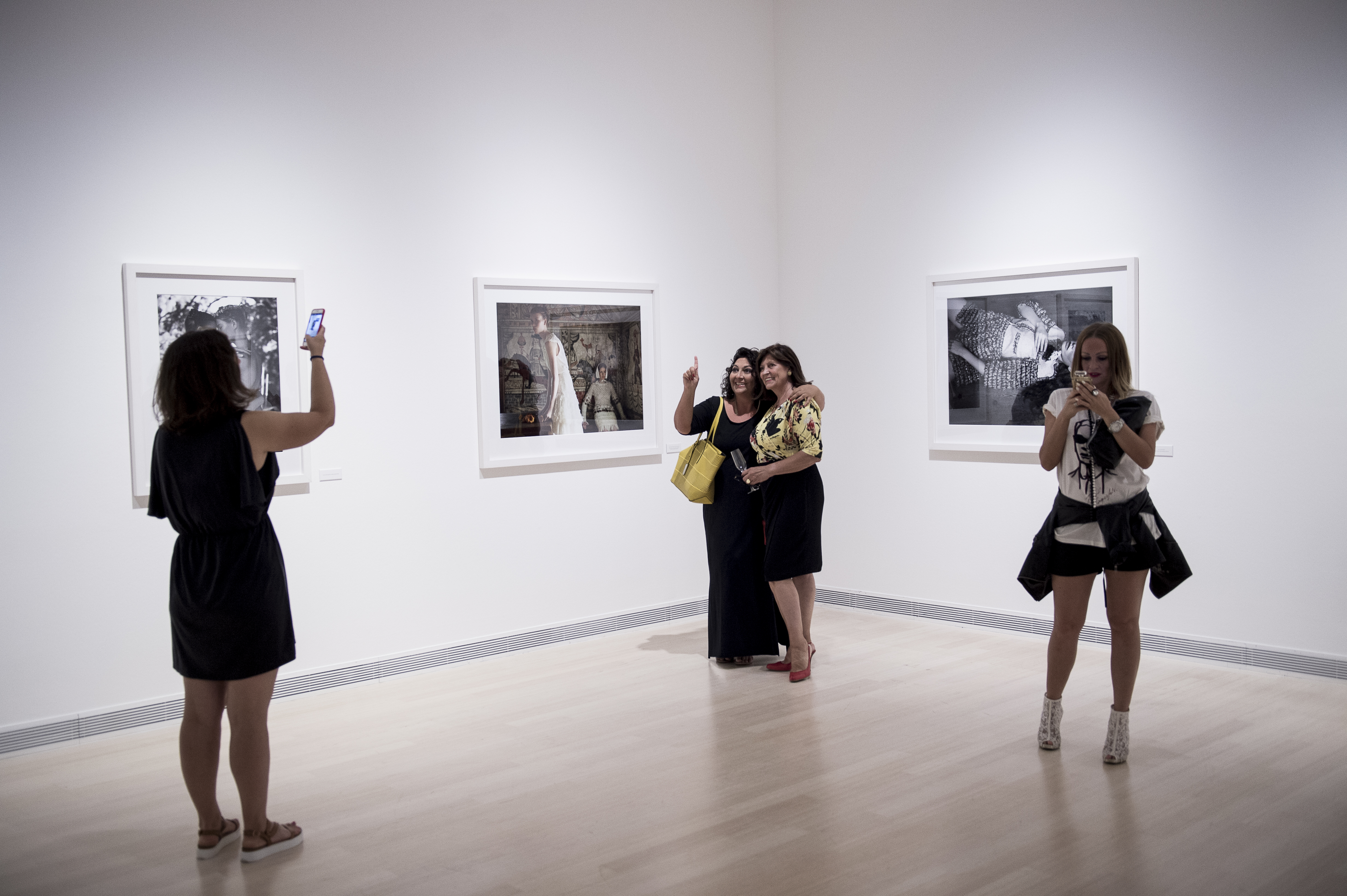 © GLÓDI Balázs / Ludwig Múzeum - Kortárs Művészeti Múzeum Adattára
© GLÓDI Balázs / Ludwig Museum - Museum of Contemporary Art, Archives Megnyitó_10