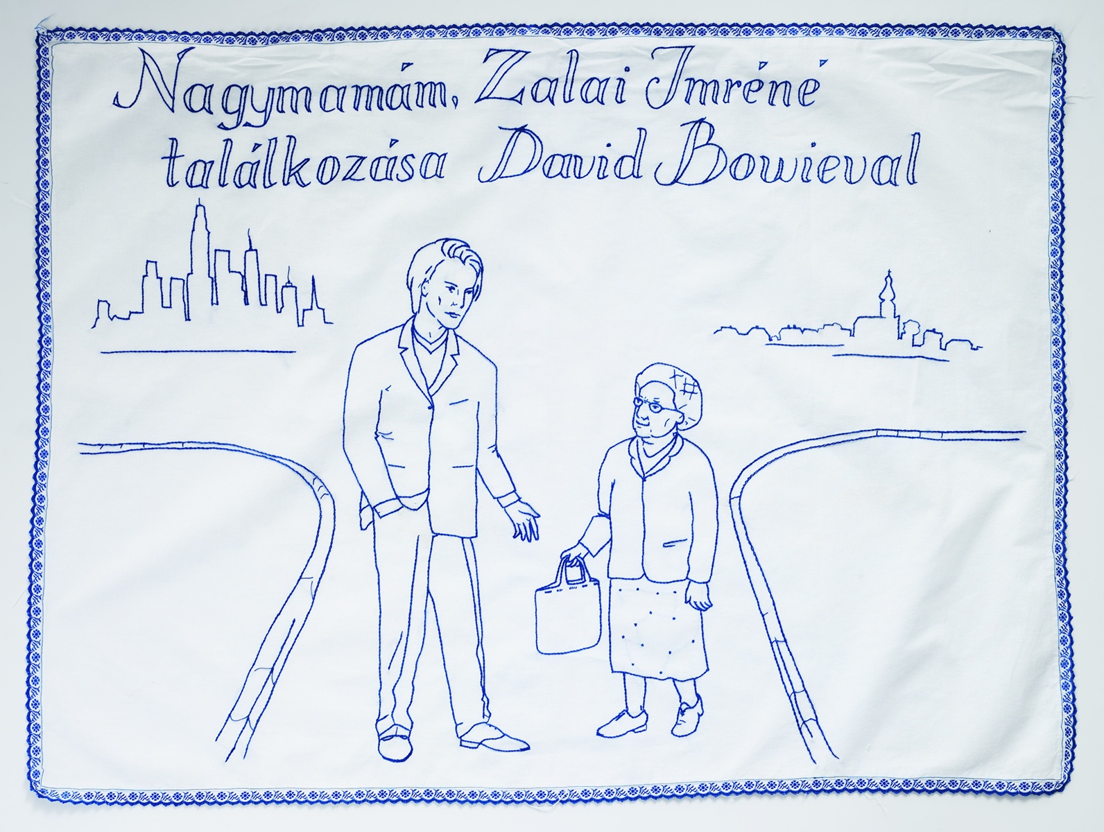 SZABÓ Eszter Ágnes: Nagymamám, Zalai Imréné találkozása David Bowie-val | My grandmother Mrs. Imre Zalai when meeting David Bowie, falvédő | embroidery on canvas, 1998 (Somlói-Spengler Gyűjtemény | Somlói-Spengler Collection) SZABÓ Eszter Ágnes