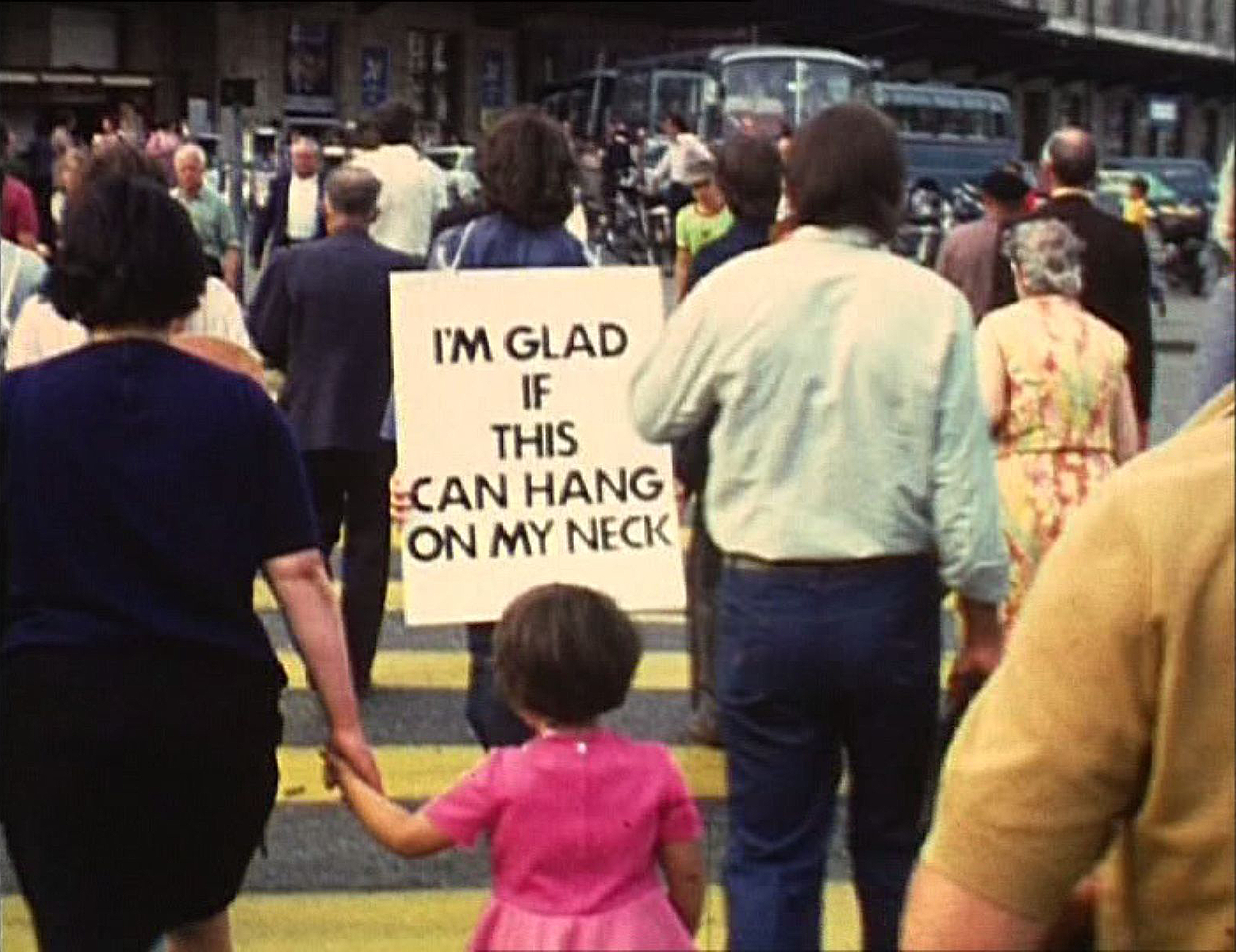 Tót Endre: TÓTalJOYS, 1975–1976, video, Ludwig Múzeum – Kortárs Művészeti Múzeum, Budapest
Endre Tót: TÓTalJOYS, 1975–1976, video, Ludwig Museum – Museum of Contemporary Art, Budapest Tot_Endre