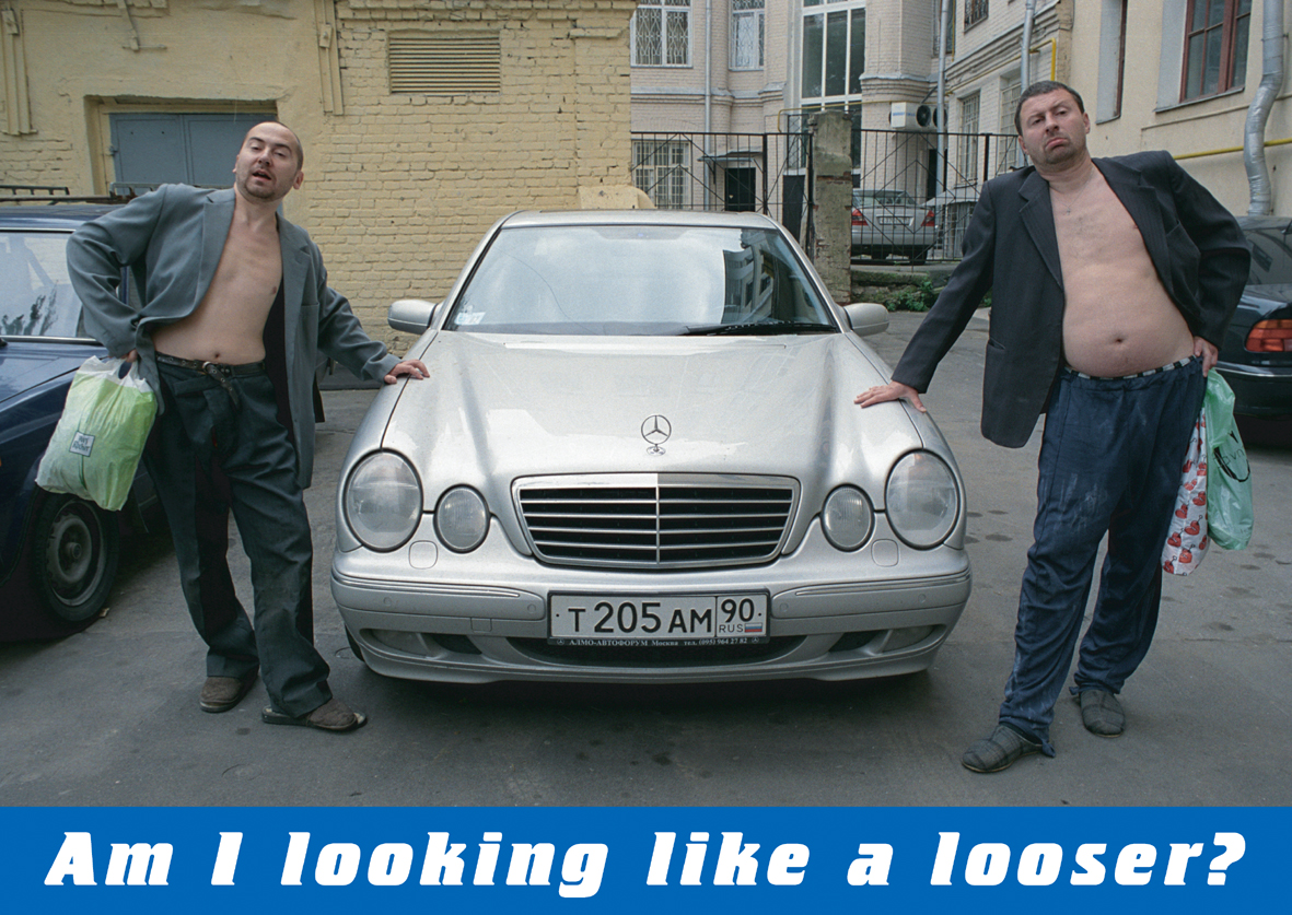 Blue Noses: Úgy nézek ki, mint egy lúzer?, nyomat, fémes papíron, 105×150 cm, 2001.Blue Noses: Am I looking like a looser (1),  print on metallic paper, 105×150 cm, 2001 Blue Noses - II.