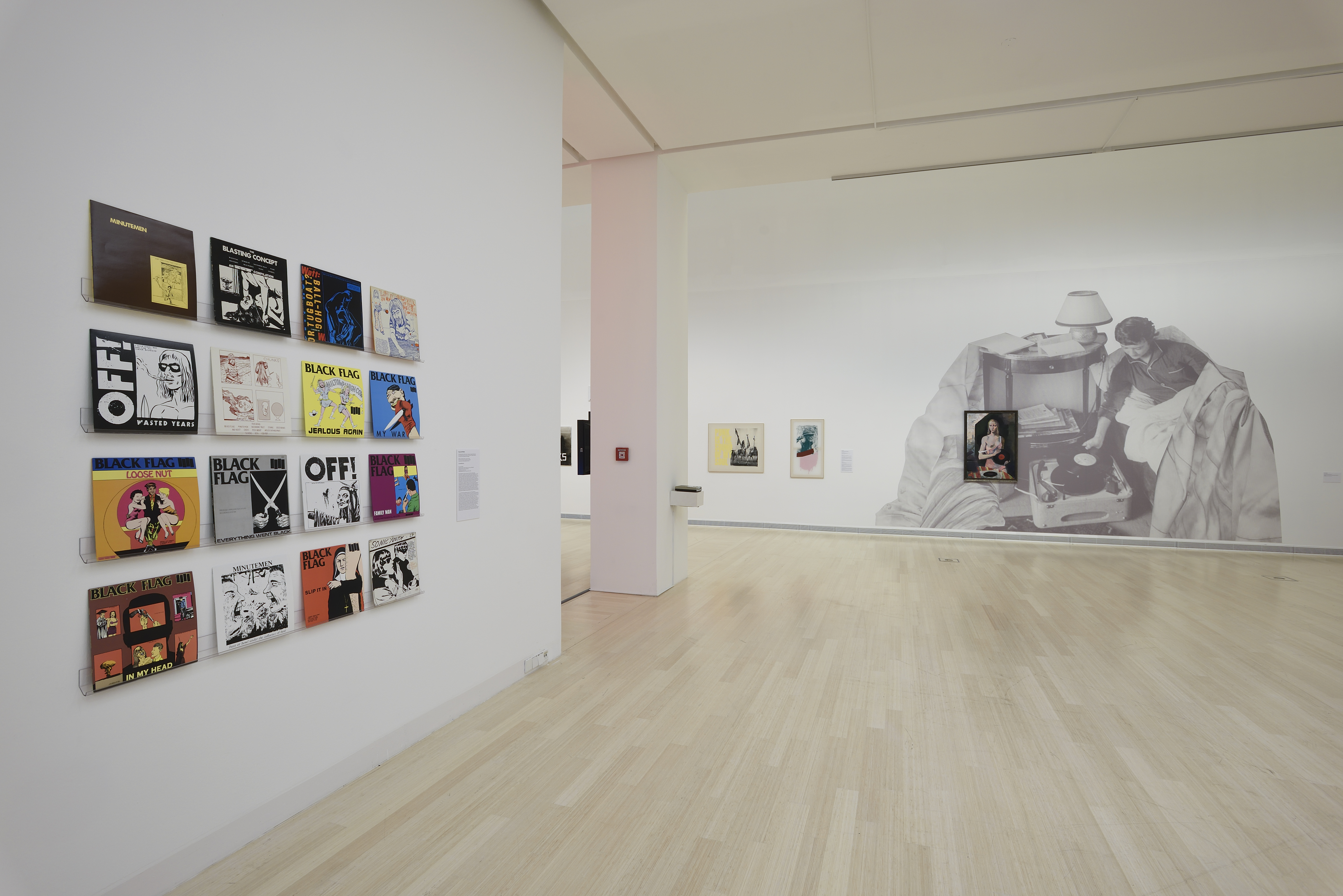 © ROSTA József / Ludwig Múzeum - Kortárs Művészeti Múzeum Adattára
© ROSTA József / Ludwig Museum - Museum of Contemporary Art, Archives Kiállítás enteriőr / Exhibition interior - 3