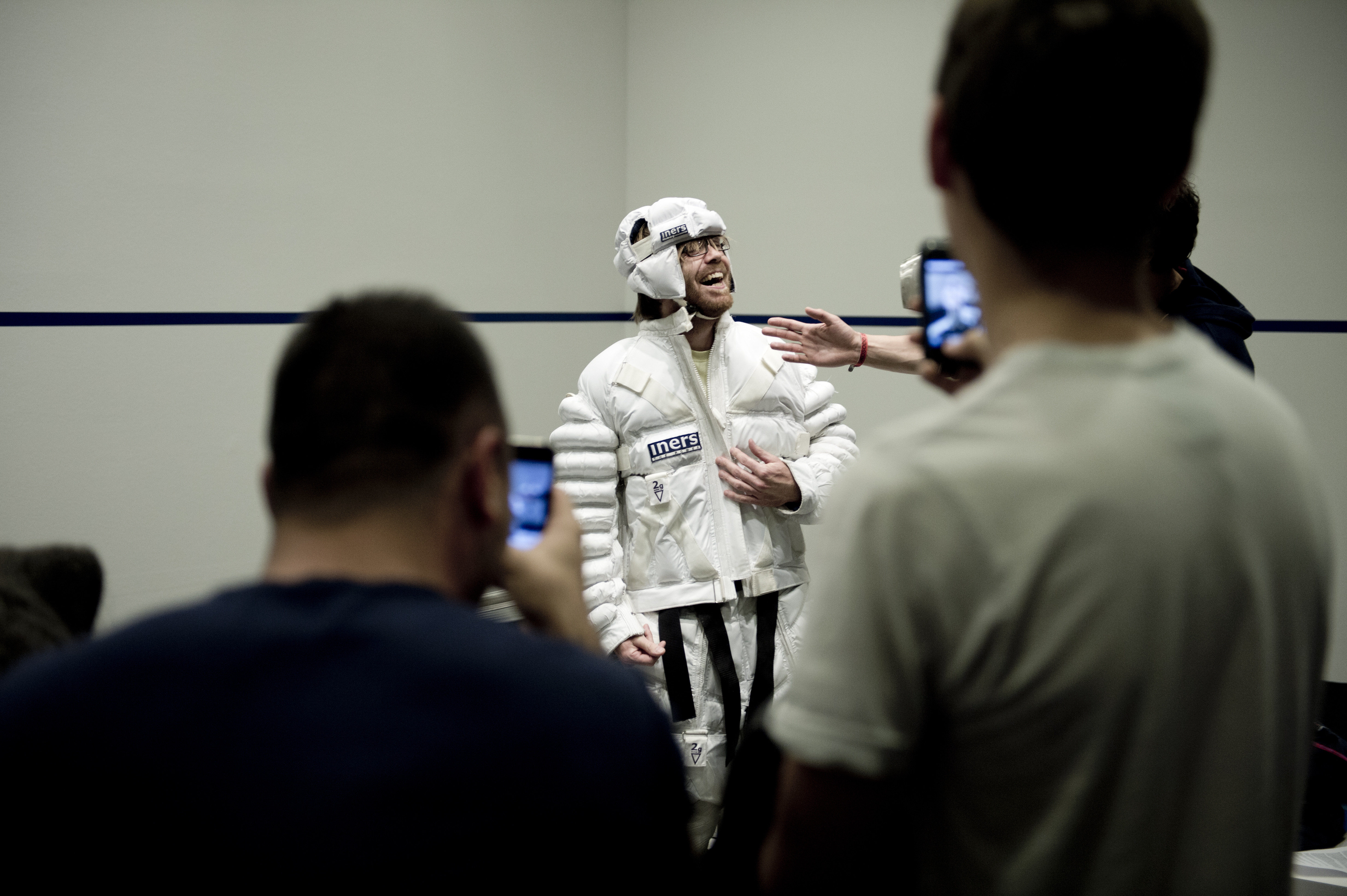 Lakner Antal: Munkaállomás / Megnyitó © GLÓDI Balázs / Ludwig Múzeum - Kortárs Művészeti Múzeum AdattáraAntal Lakner: Workstation / Opening ceremony © Balázs GLÓDI / Ludwig Museum - Museum of Contemporary Art, Archives Lakner Antal: Munkaállomás / Megnyitó