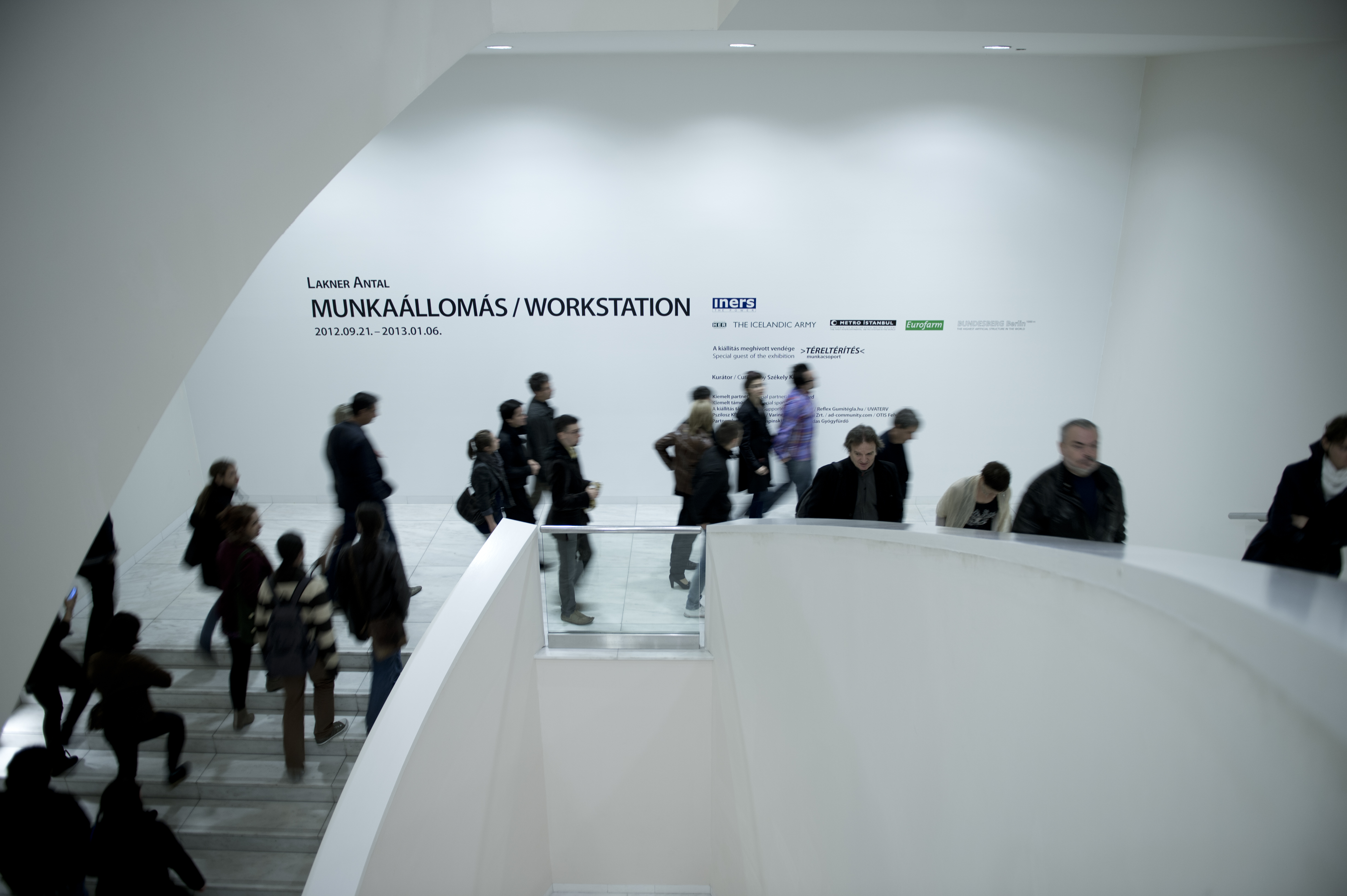 Lakner Antal: Munkaállomás / Megnyitó © GLÓDI Balázs / Ludwig Múzeum - Kortárs Művészeti Múzeum AdattáraAntal Lakner: Workstation / Opening ceremony © Balázs GLÓDI / Ludwig Museum - Museum of Contemporary Art, Archives Lakner Antal: Munkaállomás / Megnyitó