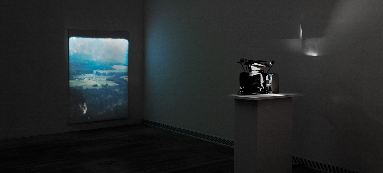 © Bujnovszky Tamás / Ludwig Múzeum - Kortárs Művészeti Múzeum, Digitális Archívum és Adattár© Tamás Bujnovszky / Ludwig Museum - Museum of Contemporary Art, Archives Ősz Gábor - Háromszor három / Enteriőr