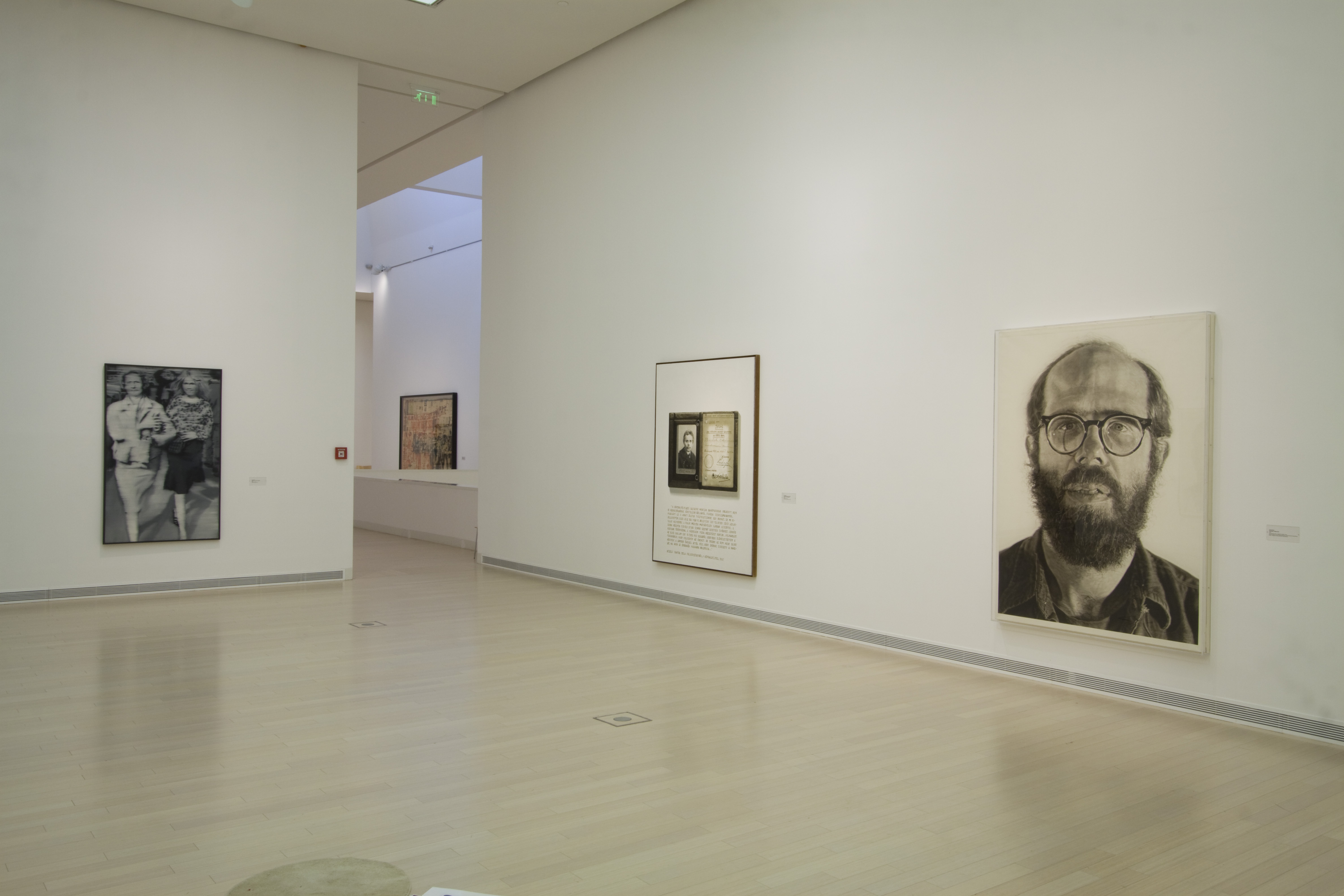 © SULYOK Miklós / Ludwig Múzeum - Kortárs Művészeti Múzeum Adattára Édentől Keletre / Enteriőr