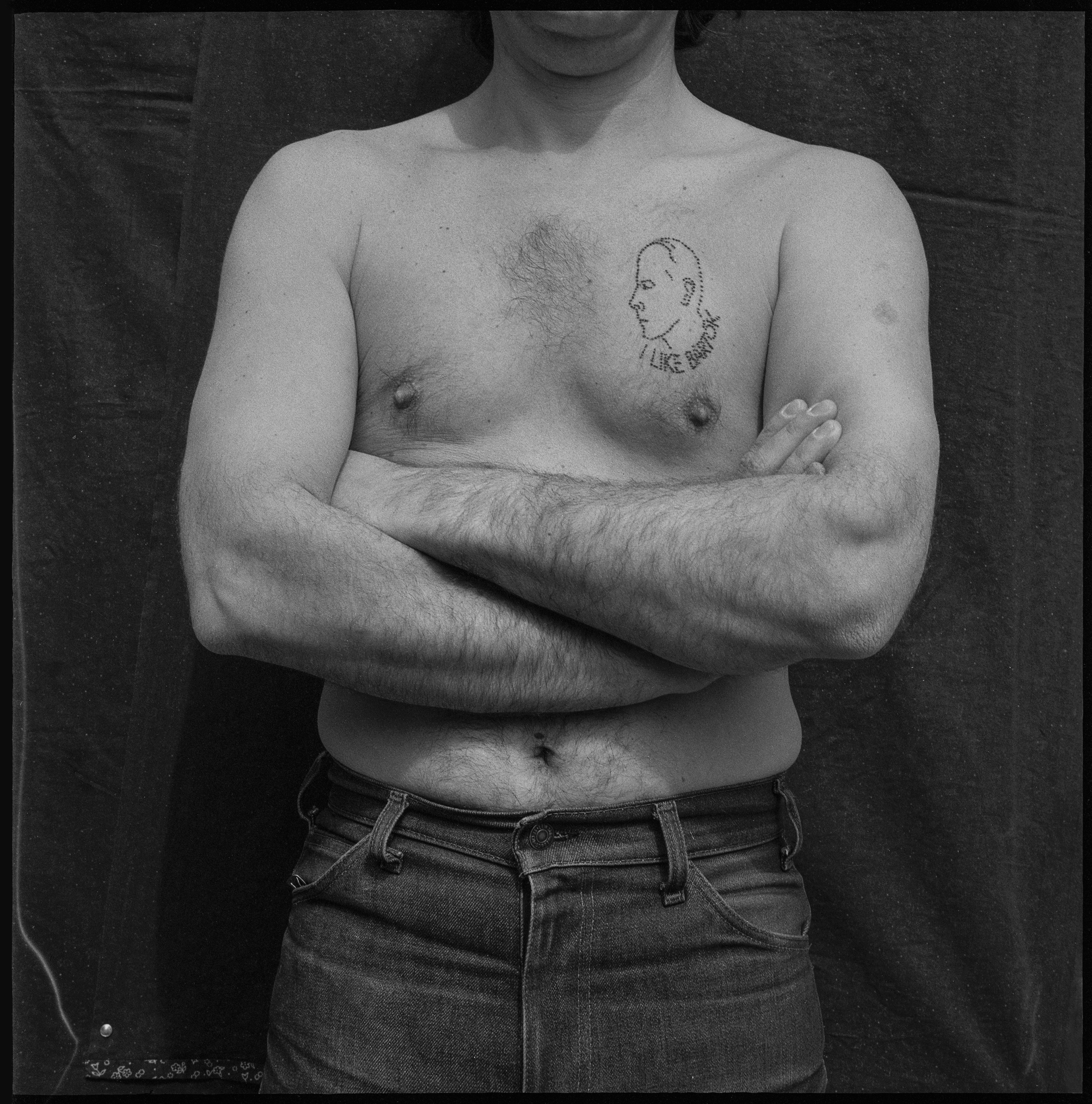 PINCZEHELYI Sándor: I Like Bartók, 1981. Fotó 40 x 40 cm
PINCZEHELYI Sándor: I Like Bartók, 1981, photo, 40 x 40 cm PINCZEHELYI Sándor