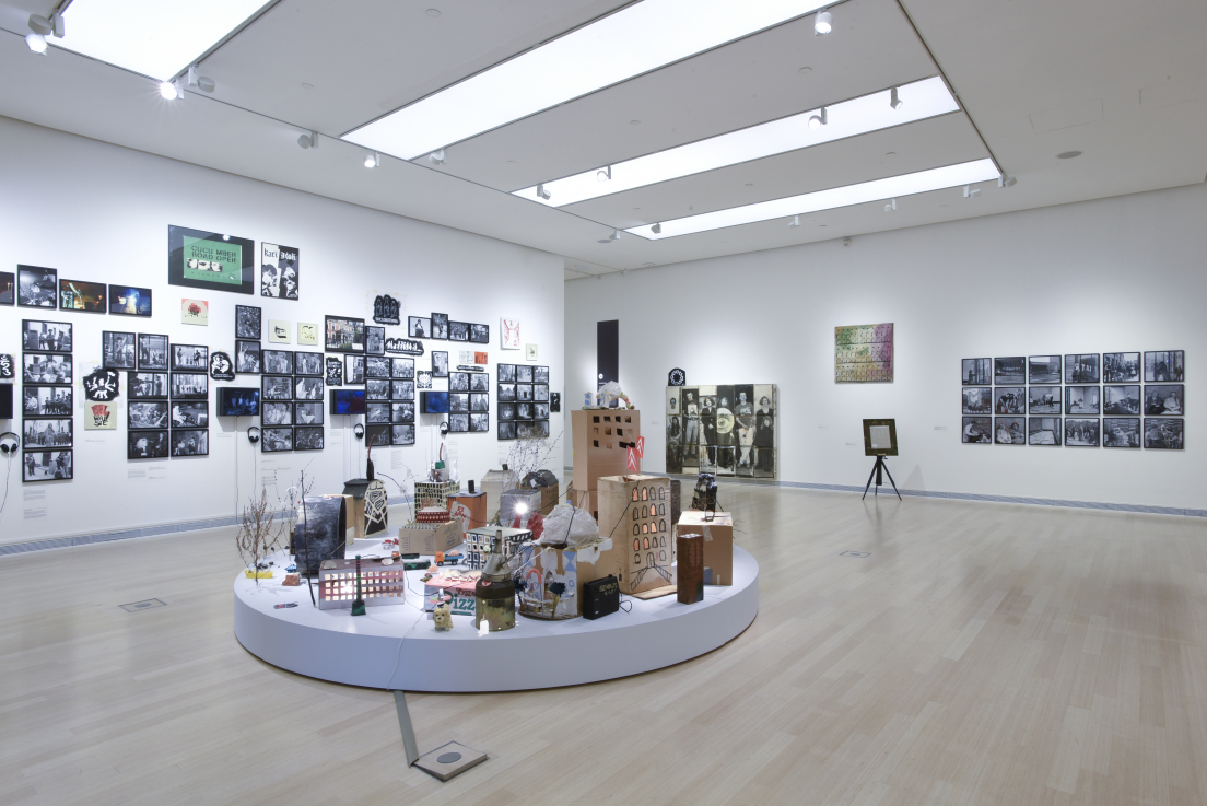 Kiállítási enteriőr (fotó: Rosta József) 8804