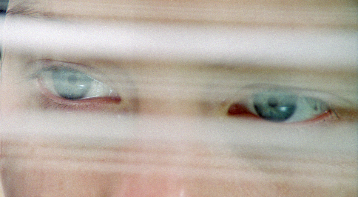 Lasszó | Lasso, 2000 HD videó | HD video, 35mm film, 3’ 48” képernyőfotó | screen capture