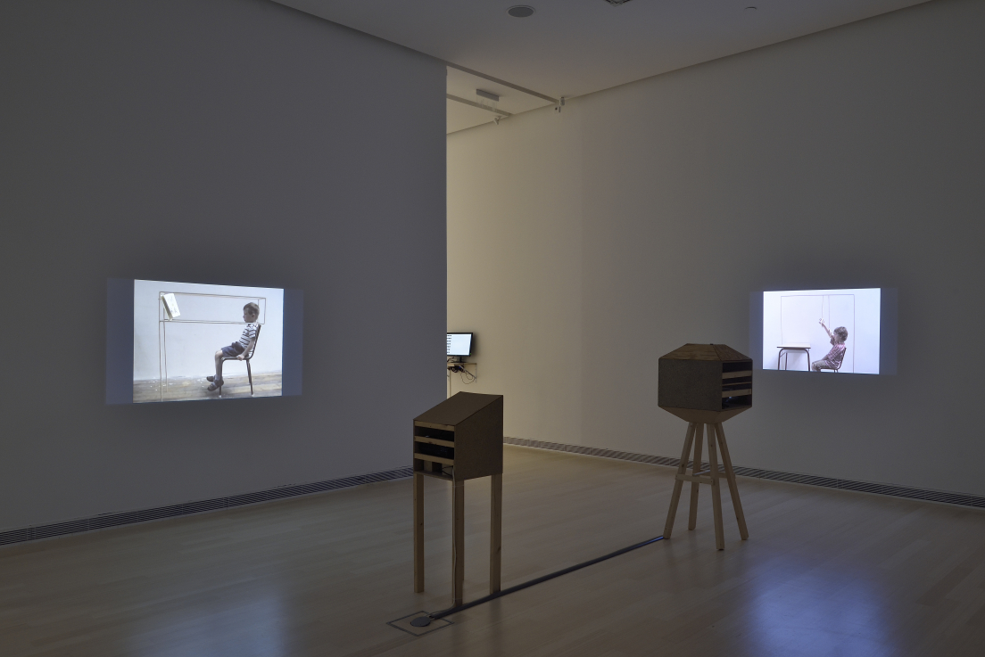 Ludwig 30 - Eszközök/Tools, kiállítási enteriőr, Fotó: ROSTA József © Ludwig Múzeum – Kortárs Művészeti Múzeum, Adattár és Digitális Archívum