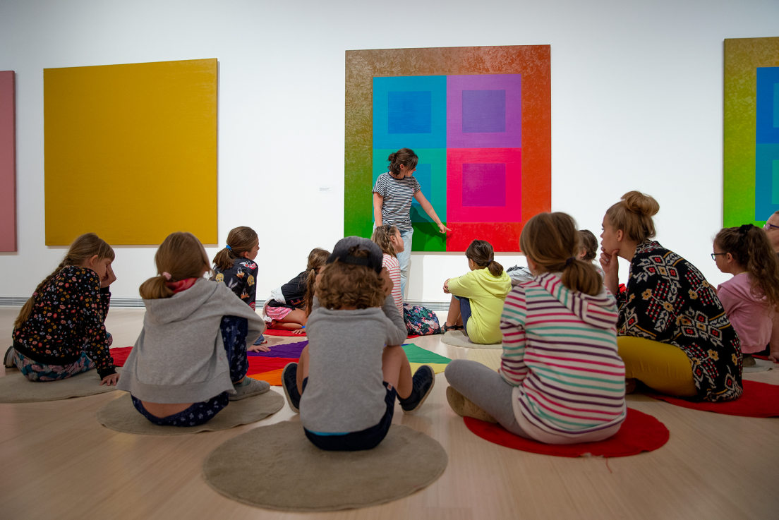 Fotó: SZABÓ Zsófia © Ludwig Múzeum – Kortárs Művészeti Múzeum, Adattár és Digitális Archívum  //  Photo: Zsófia SZABÓ © Ludwig Museum – Museum of Contemporary Art, Archives