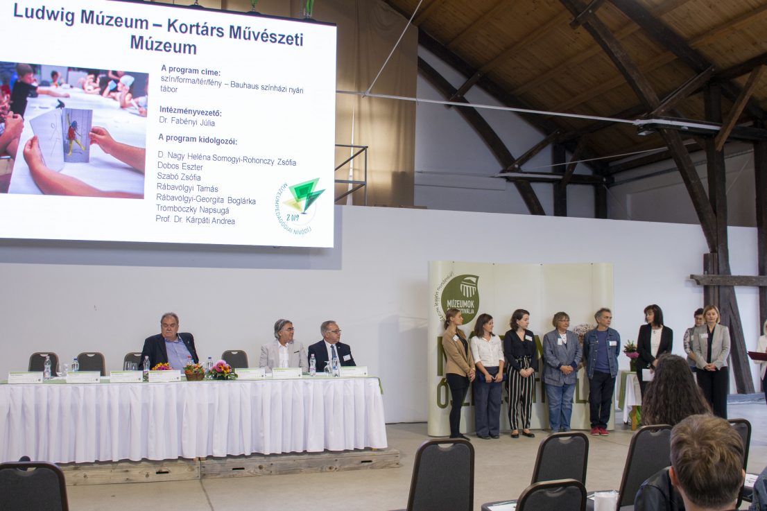 Fotó: SOMOGYVÁRI Ágnes © Ludwig Múzeum - Kortárs Művészeti Múzeum, Adattár és Digitális Archívum //  Photo: Ágnes SOMOGYVÁRI © Ludwig Museum - Museum of Contemporary Art, Archives