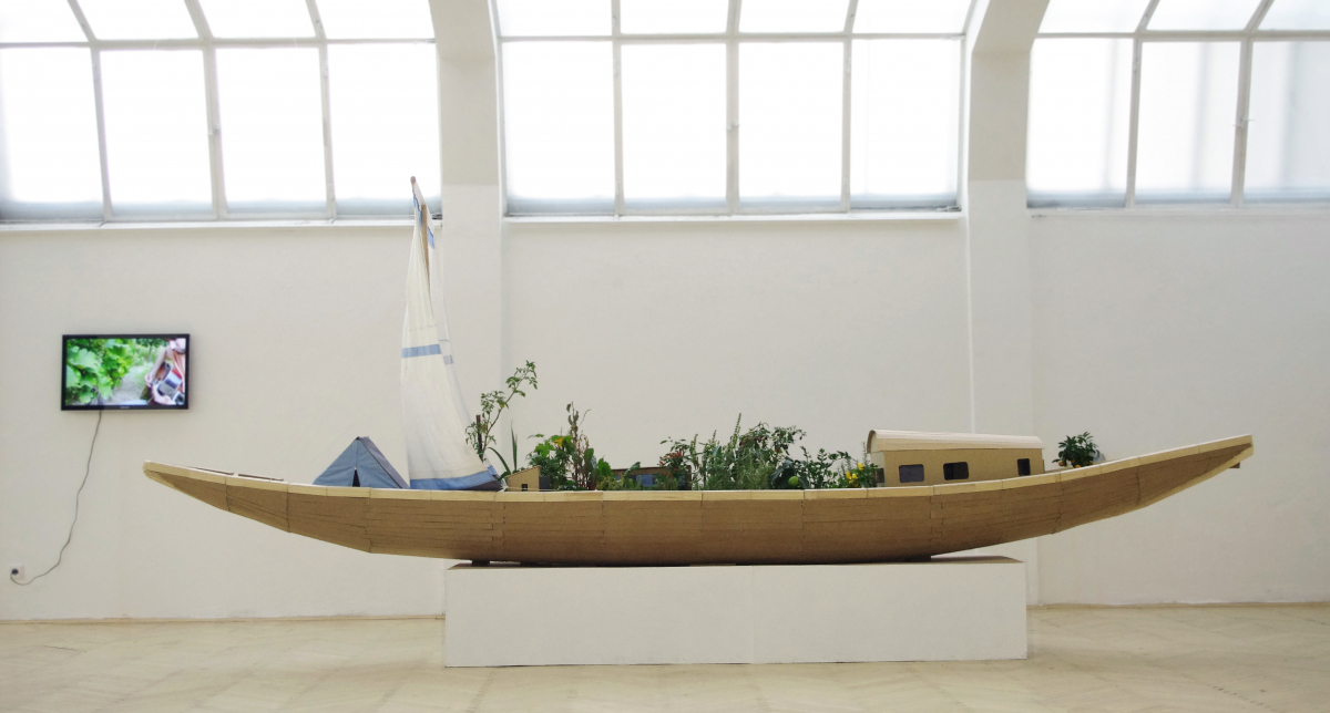 Oto HUDEC: Ha lenne egy folyóm, installáció, 2012. A művész és a Gandy Gallery jóvoltából | Oto HUDEC: If I had a River, installation, 2012. Courtesy of the artist and Gandy Gallery, Bratislava