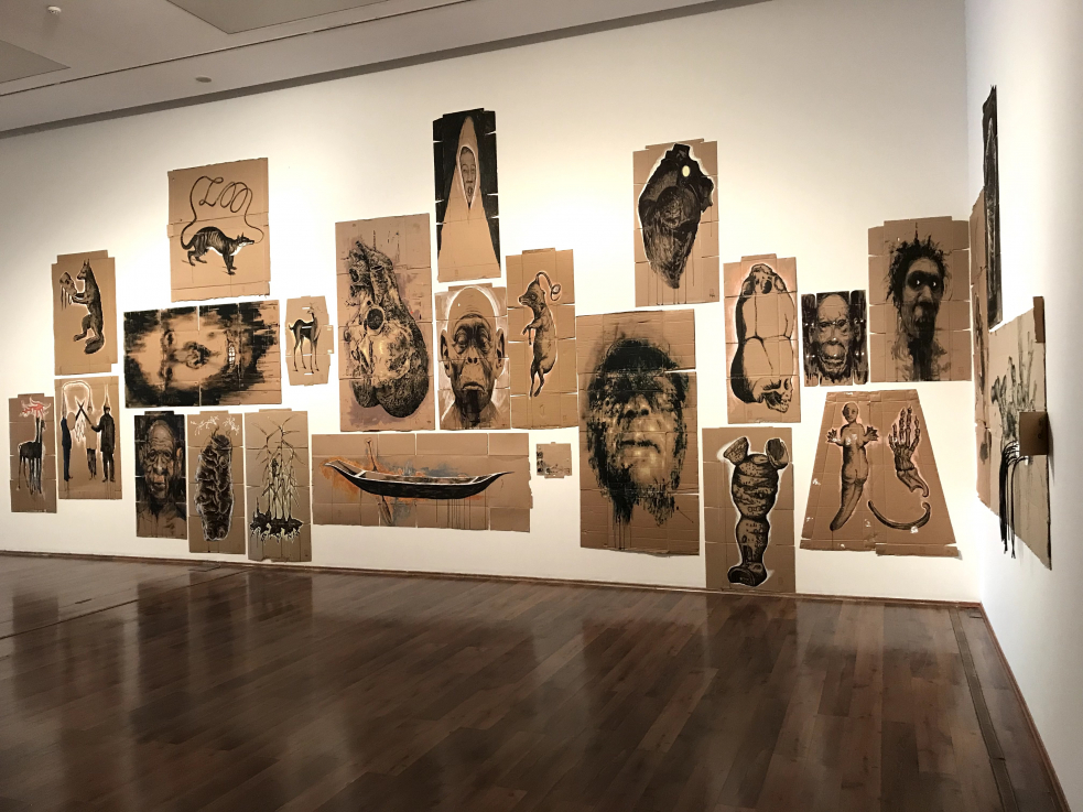 FERENCZY Zsolt: Bestiárium sorozat / Bestiary Series, 2019-2021  tus, akril, dobozkarton / ink and acrylic on cardboard;  változó méretek / dimensions variable  A művész tulajdona / Courtesy of the artist  Fotó / Photo: Süli-Zakar Szabolcs