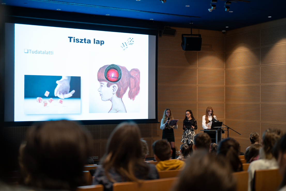 Fotó: SZABÓ Zsófia © Ludwig Múzeum – Kortárs Művészeti Múzeum  //  Photo: Zsófia SZABÓ © Ludwig Museum – Museum of Contemporary Art