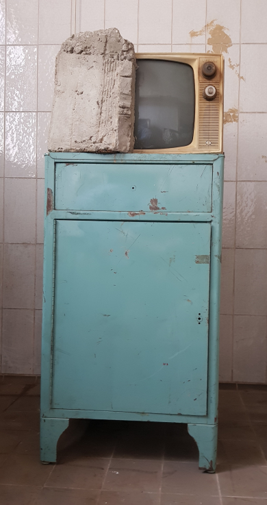 Wolf Vostell: Endogene Depression (version Los Angeles), 1980. Courtesy of The Wolf Vostell Estate