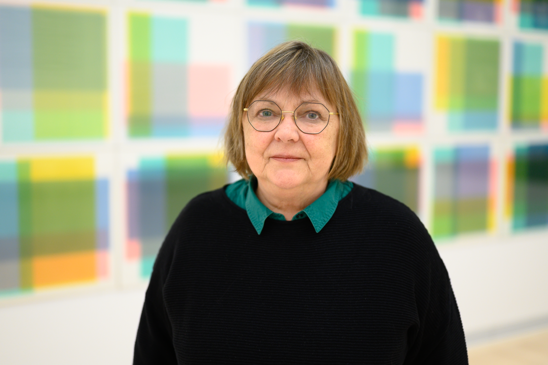 Fabényi Julia a Ludwig Múzeum Időgép c. kiállításában Fotó: Szabó Zsófia – Ludwig Múzeum