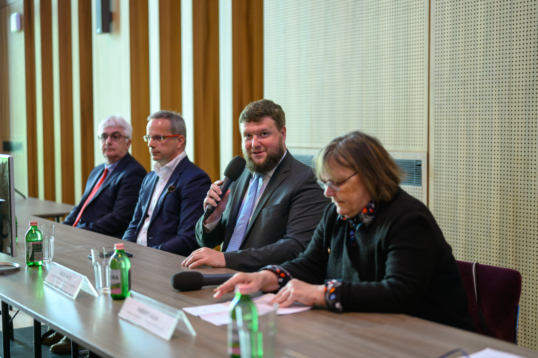 Fotó: SZABÓ Zsófia © Ludwig Múzeum – Kortárs Művészeti Múzeum  //  Photo: Zsófia SZABÓ © Ludwig Museum – Museum of Contemporary Art