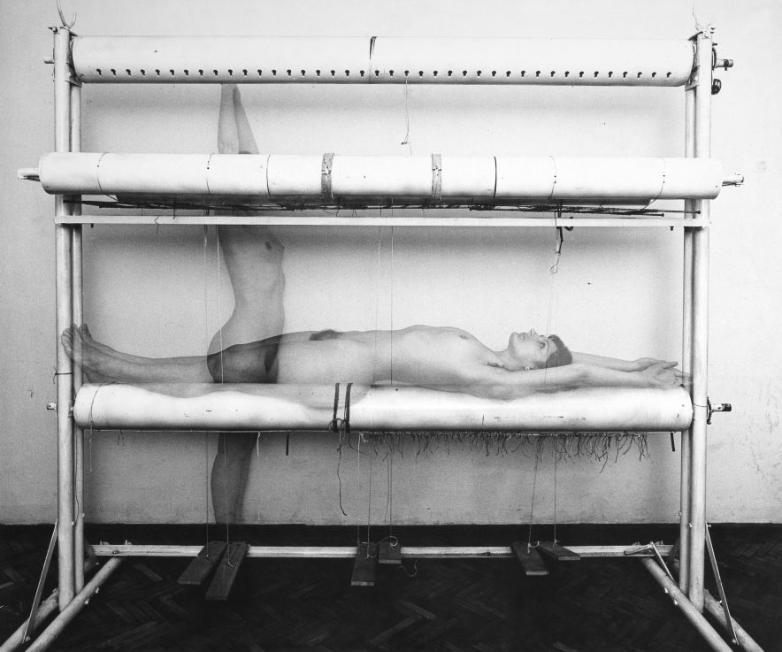 Kele Judit: I Am a Work of Art, 1979  digitális nyomat, alumínium / print on paper, aluminium; 90 x 100 cm  Fotó: Ludwig Múzeum – Kortárs Művészeti Múzeum © Rosta József