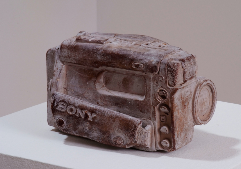 Stoph SAUTER	: Csokoládé tárgy, 1993 // SAUTER Stoph: Chocolate Object, 1993