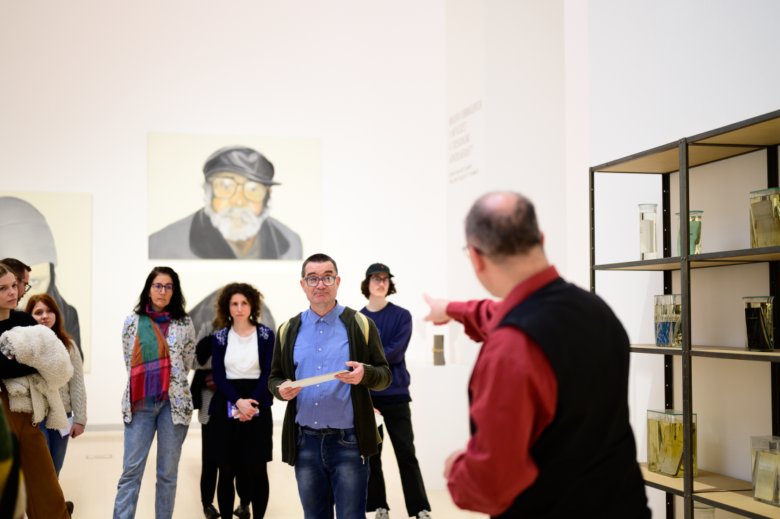 Inkluzív tárlatvezetés a szegedi Értelmi Fogyatékosok Csongrád Megyei Érdekvédelmi Szervezetével Fotó  © Ludwig Múzeum