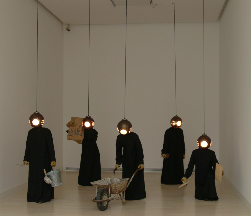 KICSINY Balázs: Munkavégzés folyamatban, 2001, installáció, vegyes technika