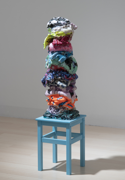 TÓTH Anna Eszter: Laundry Column, 2020