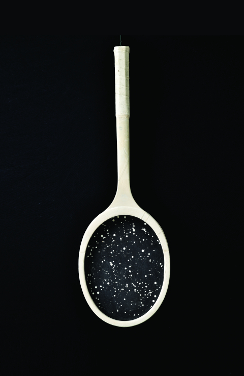 Július Koller: Ko(z)mikus Kulturális Helyzet (U.F.O.) / Co(s)mic Cultural Situation (U.F.O.). 1986, vegyes technika / mixed media, 69 × 22.5 cm ©Art Fond Collection