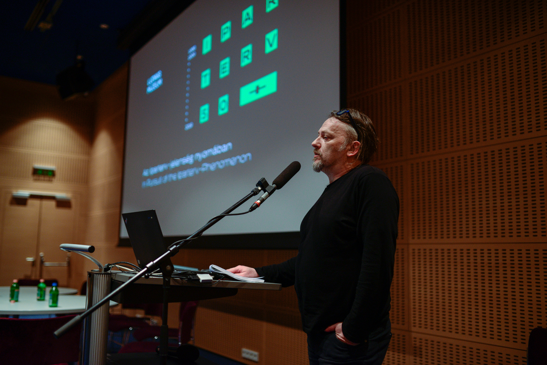 Fotó: SZABÓ Zsófia © Ludwig Múzeum – Kortárs Művészeti Múzeum, Adattár és Digitális Archívum  //  Photo: Zsófia SZABÓ © Ludwig Museum – Museum of Contemporary Art, Archives