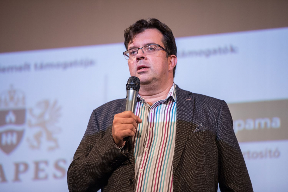 Kurutz Márton (forrás: Chripkó Lili)