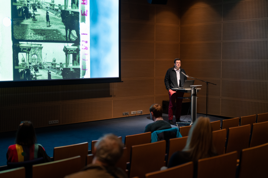 Fotó: SZABÓ Zsófia © Ludwig Múzeum – Kortárs Művészeti Múzeum  //  Photo: Zsófia SZABÓ © Ludwig Museum – Museum of Contemporary Art