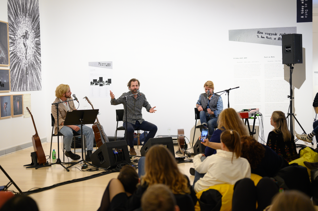 Fotó: SZABÓ Zsófia © Ludwig Múzeum – Kortárs Művészeti Múzeum  //  Photo: Zsófia SZABÓ © Ludwig Museum – Museum of Contemporary Art