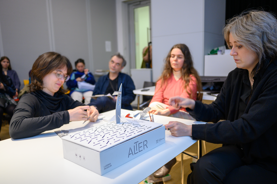 Fotó: SZABÓ Zsófia © Ludwig Múzeum – Kortárs Művészeti Múzeum  //  Photo: Zsófia SZABÓ © Ludwig Museum – Museum of Contemporary Art